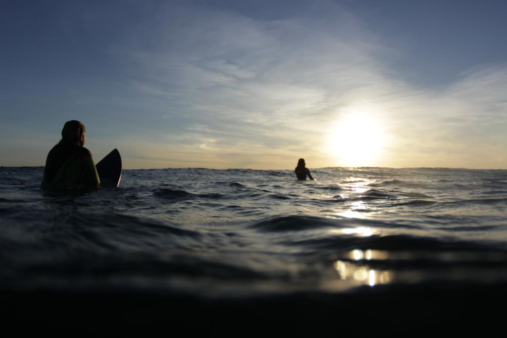 Naga Laut Surf Villa Costa da Caparica Exterior foto
